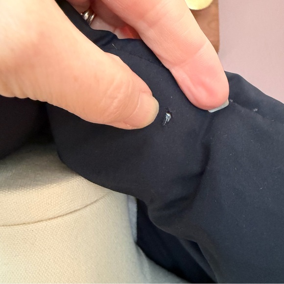 Abercrombie and Fitch Navy Down Winter Puffy Coat - Picture 10 of 13